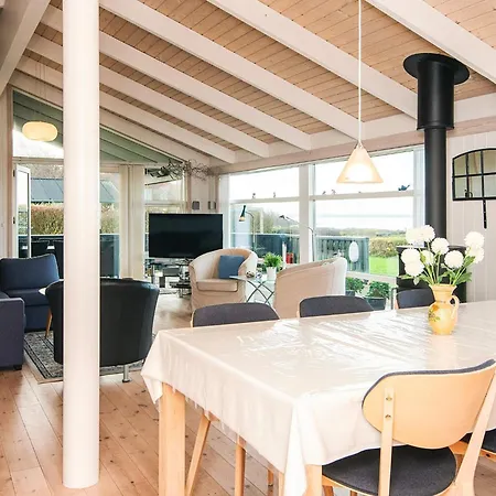 Seaside Haven In - By Traum Knebel