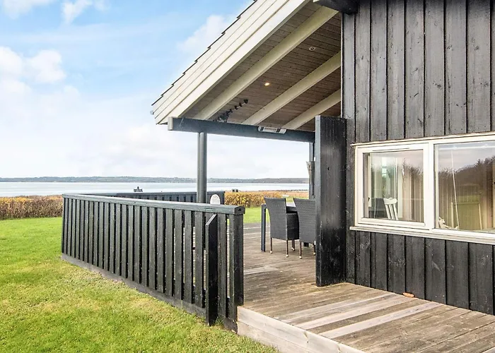 Seaside Haven In - By Traum Semesterbostad
