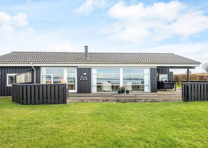 Seaside Haven In - By Traum Semesterbostad Knebel