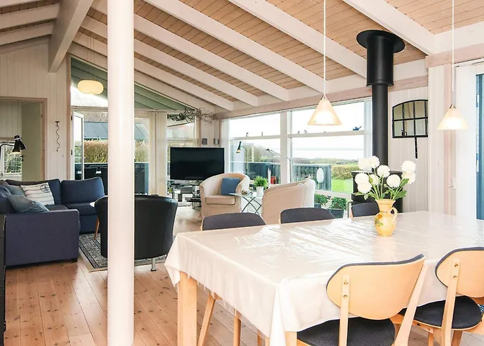 Seaside Haven In - By Traum Knebel